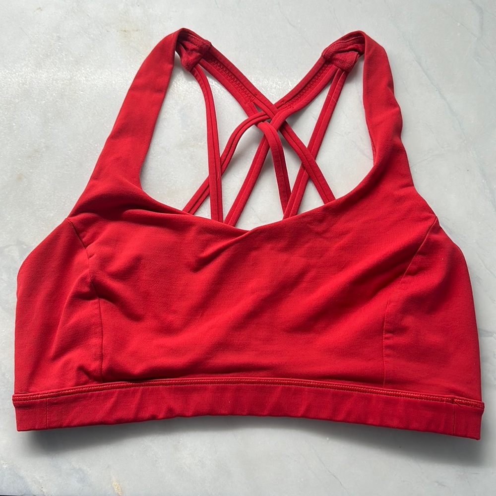 Lululemon free to be serene size 8 red sports bra